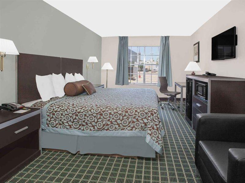 Days Inn By Wyndham Market Center Dallas Love Field Εξωτερικό φωτογραφία