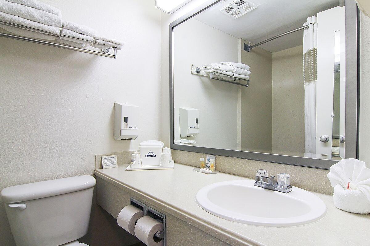Days Inn By Wyndham Market Center Dallas Love Field Εξωτερικό φωτογραφία