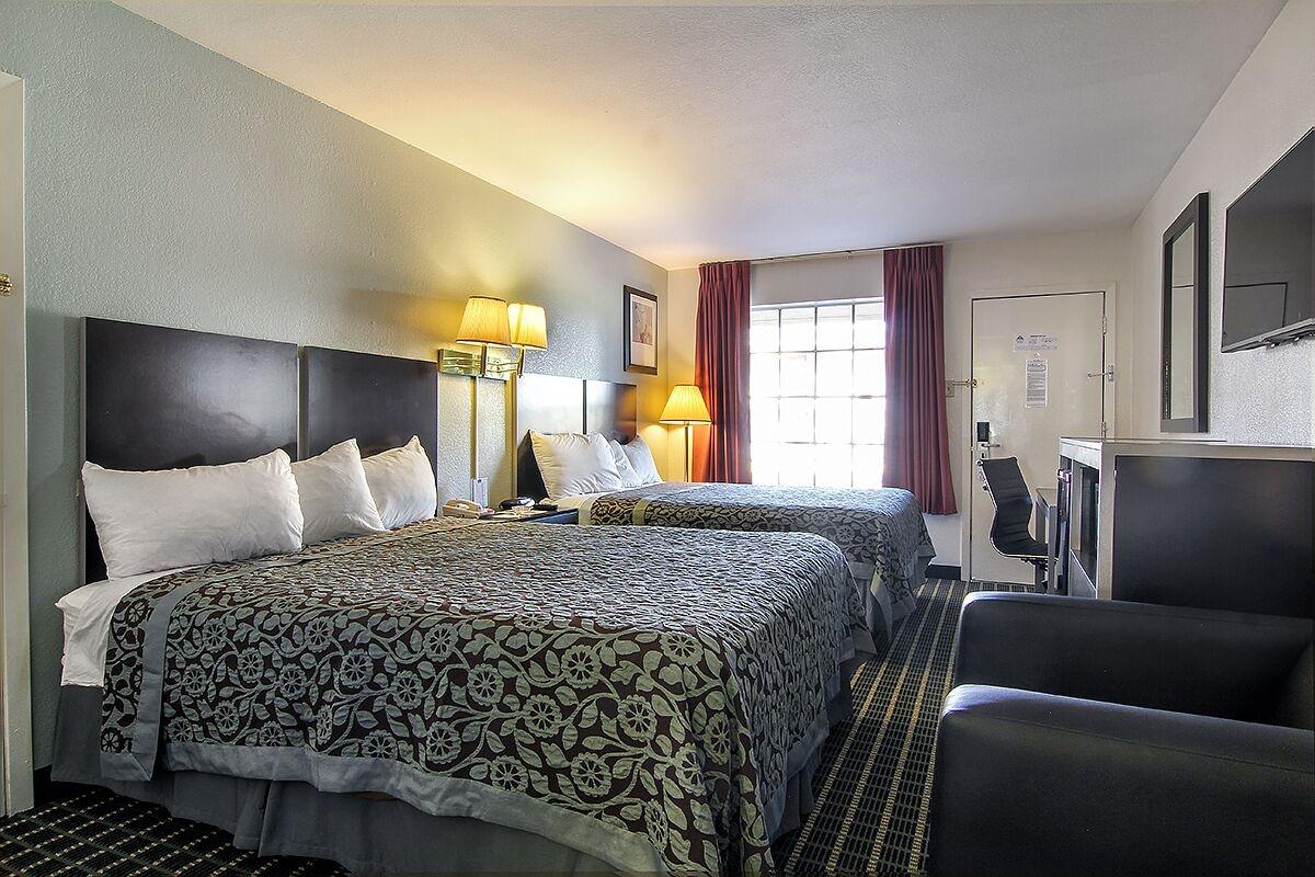 Days Inn By Wyndham Market Center Dallas Love Field Εξωτερικό φωτογραφία